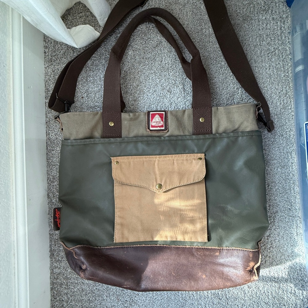 JanSport Seattle Skip Yowell Green Machine Brannon Messenger‎ Tote Bag Rare - Picture 2 of 15
